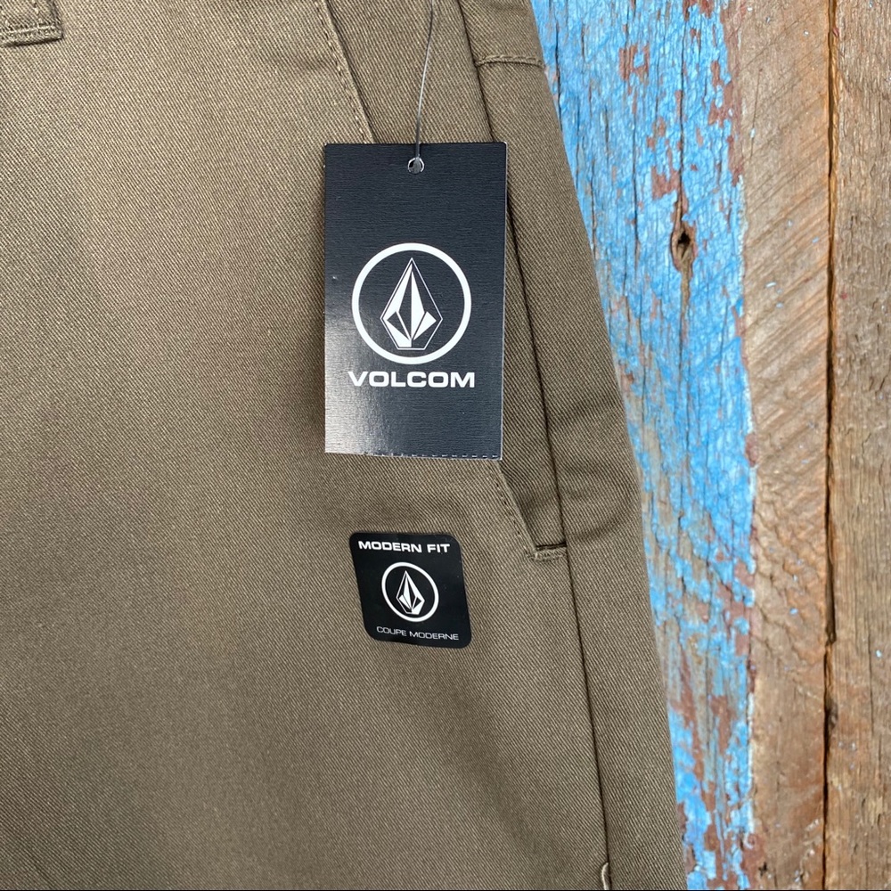 Volcom Brown Monty Modern Fit Shorts - Picture 3 of 7